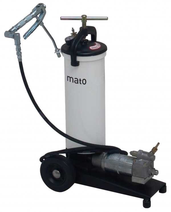 Grease compressor K-07<br>with 3,5 m safety rubber hose